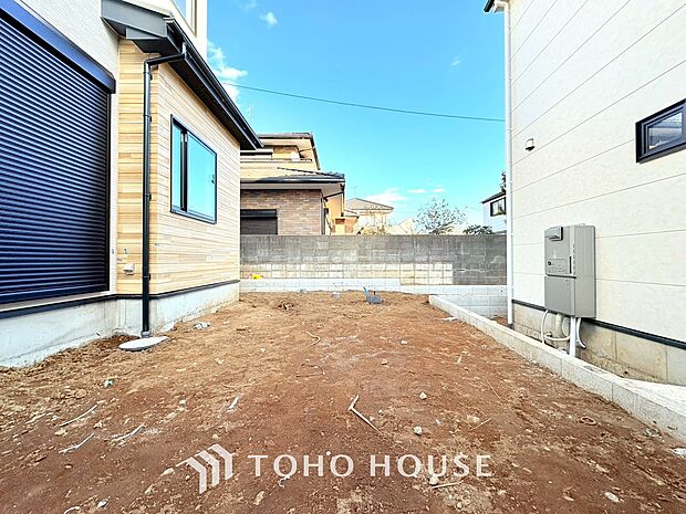 物件の陽当りや通風・仕様設備やお部屋の大きさの比較、近隣・周辺環境や街並みなど、資料には掲載していない情報が現地にはたくさんあります。 是非一度、現地をご確認ください。