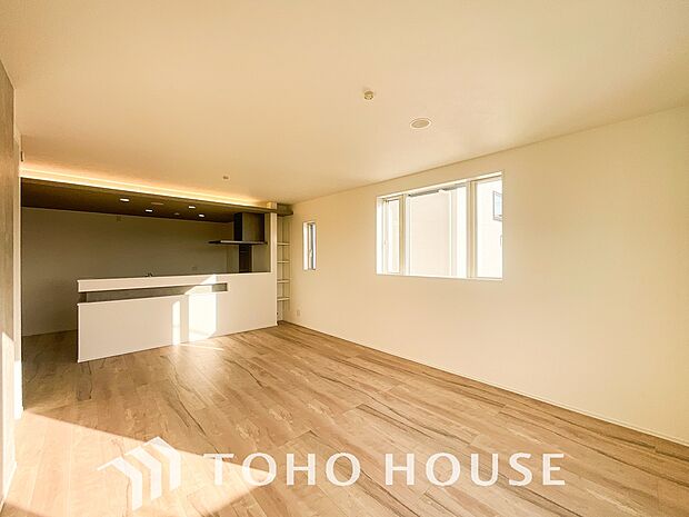 家は、ただ生活する場ではなく、笑顔の毎日、安らぎの日々のために、暮らしを愉しく、快適にする場所。