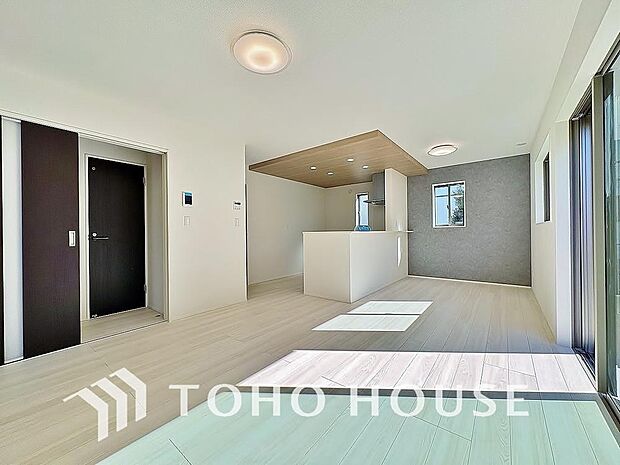 空気感という居心地の良いＢＧＭは、暮らしのステージを彩り、心からのやすらぎと満足感を与えてくれます。