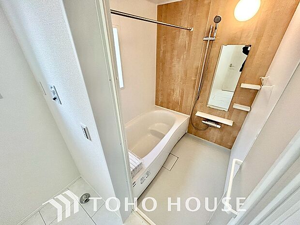 心地よいバスタイムを演出する浴室はゆとりあるサイズを採用。