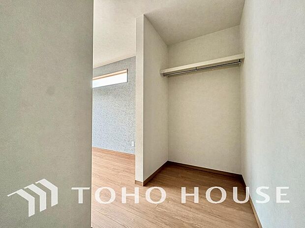 たっぷりと荷物が入るよう、ウォークインクローゼットを完備いたしました。