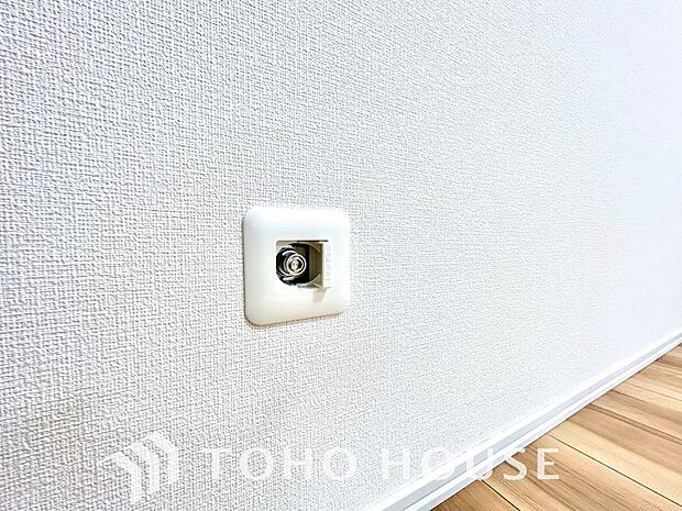 リビングにはガスコンセントを標準で設置されております。暖房はもちろんお鍋にも、冬場は重宝する設備です。