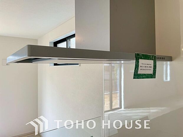 そのスタイリッシュな見た目からインテリアの一部としてもデザイン性が重視されてます。掃除のし易さも◎。