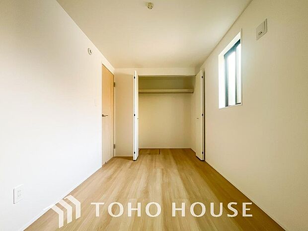 暖色系の照明は、心理的にも落ち着きを得られやすいそうです。