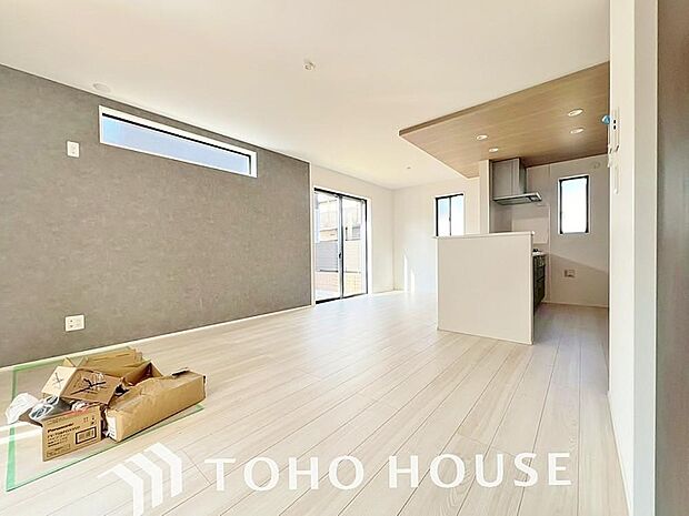 作り手の「気持ちの良いリビングでお過ごししていただきたい」という思いを感じさせます。