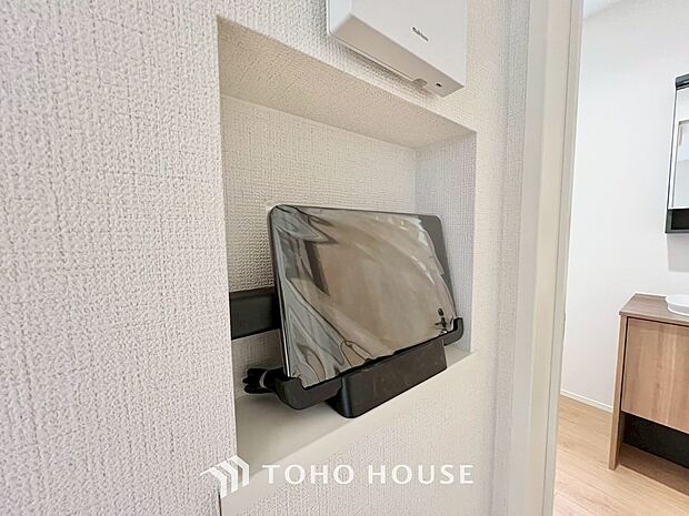 「見える安心」を実現するために、誰が訪れてもすぐにわかるようモニター付きインターホンを設置しました。