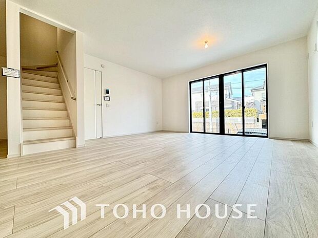 空気感という居心地の良いＢＧＭは、暮らしのステージを彩り、心からのやすらぎと満足感を与えてくれます。