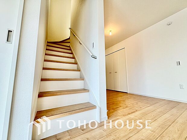 リビング階段は家族のコミュニケーションに欠かせないアイテムのひとつです。