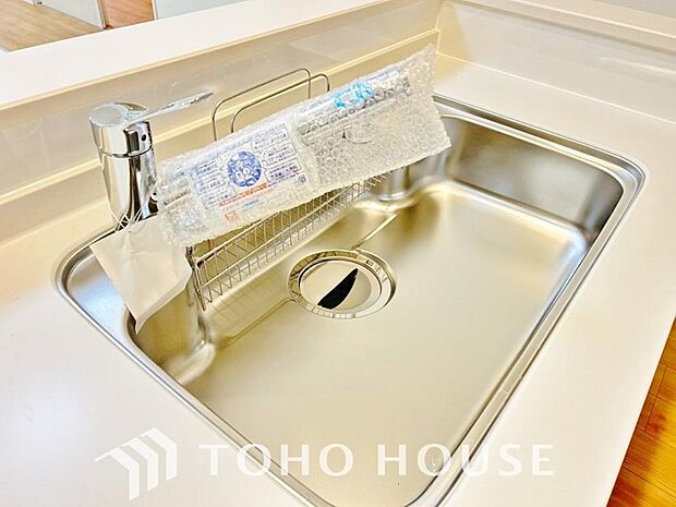 クリアな水が毎日使え、見た目にもスマートな浄水器一体型。お米を炊いたりする際には浄水機能をつかうこともできて、人気の商品です。