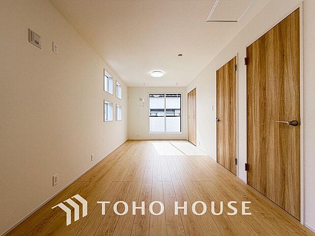 暖色系の照明は、心理的にも落ち着きを得られやすいそうです。