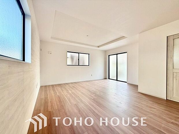 作り手の「気持ちの良いリビングでお過ごししていただきたい」という思いを感じさせます。