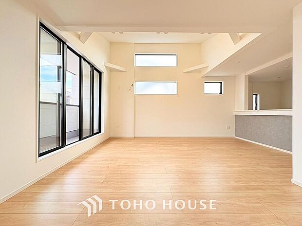 物件の陽当りや通風、周辺環境や街並みなど、資料には掲載していない情報をぜひ現地でご確認ください。