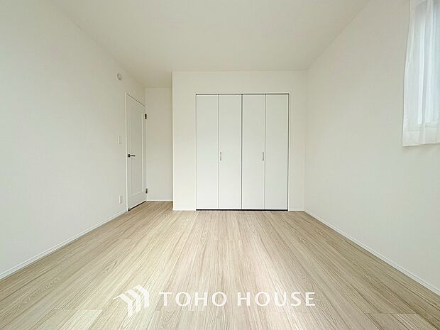 暖色系の照明は、心理的にも落ち着きを得られやすいそうです。