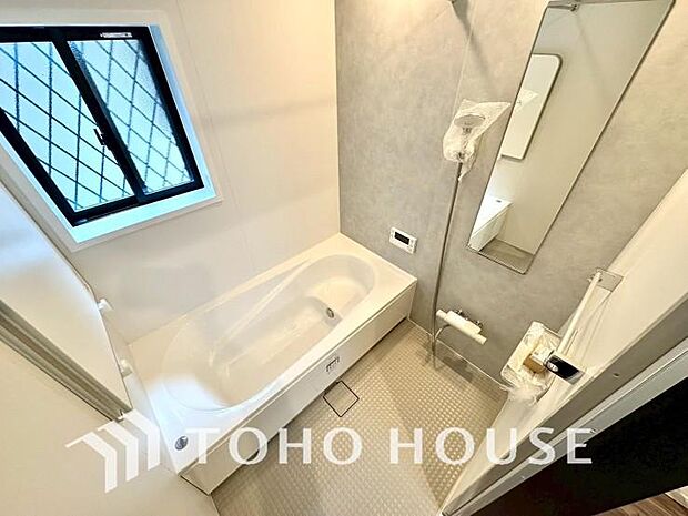 心地よいバスタイムを演出する浴室はゆとりあるサイズを採用。