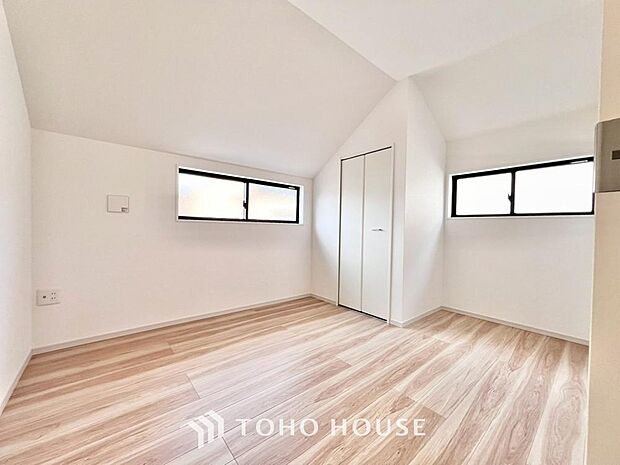 家具の配置がしやすい室内。趣味の部屋としても十分な広さを確保しており、快適にお使いいただけます。