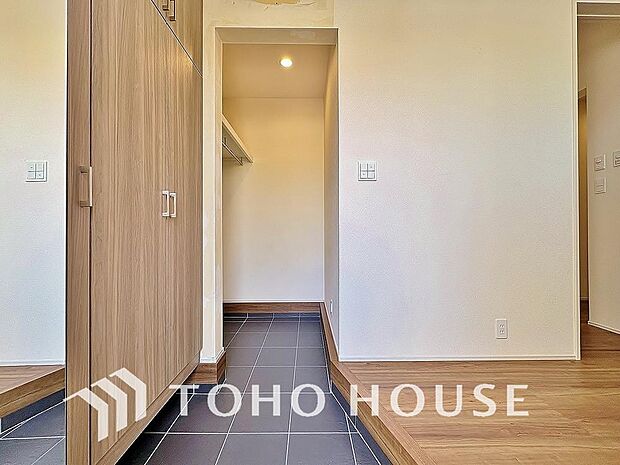 安らぎに満ちた生活空間を予感させる生活イメージが湧き出てきそうな物件です。