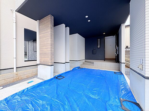 自転車やバイクなど、ゆとりのある敷地で置き場所に困ることはないでしょう。