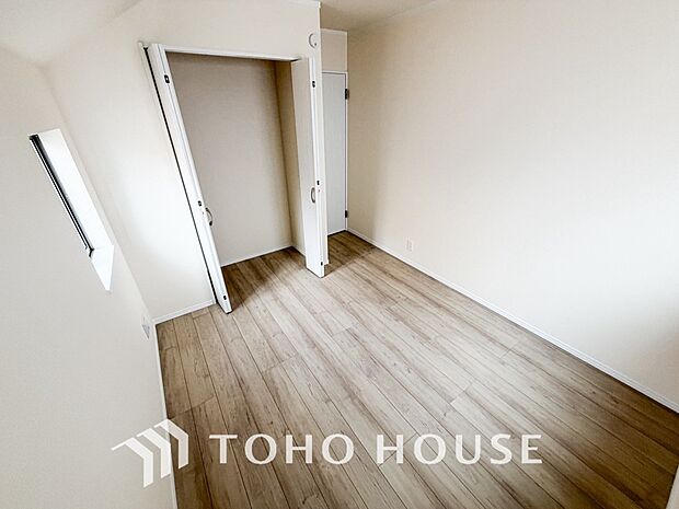 暖色系の照明は、心理的にも落ち着きを得られやすいそうです。