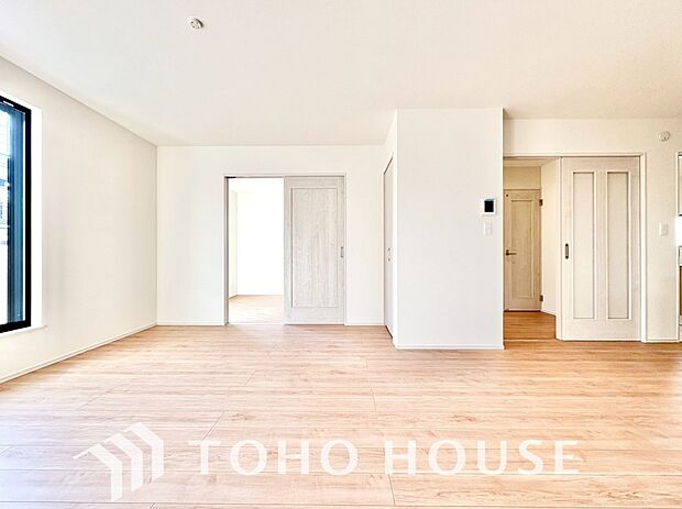 家は、ただ生活する場ではなく、笑顔の毎日、安らぎの日々のために、暮らしを愉しく、快適にする場所。