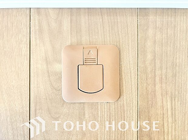 リビングにはガスコンセントを標準で設置されております。暖房はもちろんお鍋にも、冬場は重宝する設備です。