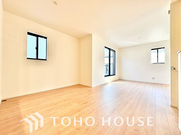 家は、ただ生活する場ではなく、笑顔の毎日、安らぎの日々のために、暮らしを愉しく、快適にする場所。