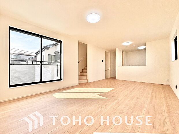 造りこんだ空間演出の妙が生み出す光と質のハーモニーはこの住宅のクオリティの良さを実感させてくれます。