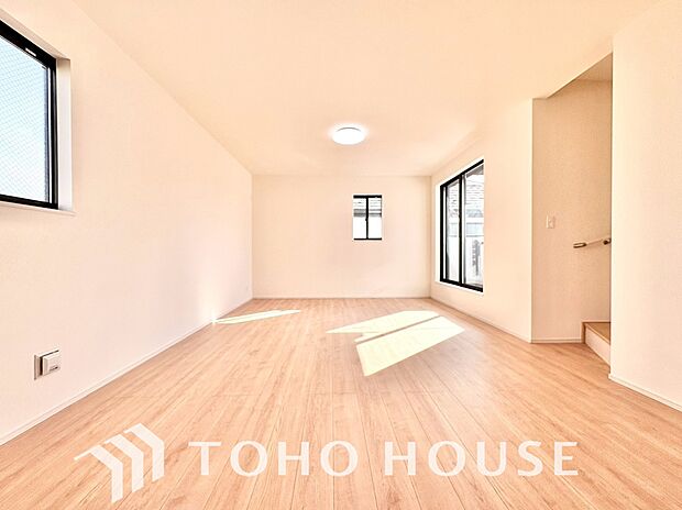 家は、ただ生活する場ではなく、笑顔の毎日、安らぎの日々のために、暮らしを愉しく、快適にする場所。