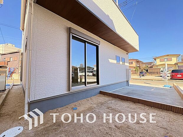 めまぐるしく過ぎ行く日々の中で、休息と癒しを提供してくれる空の下のプライベート空間があります。