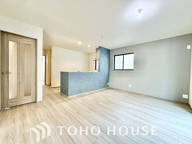 家は、ただ生活する場ではなく、笑顔の毎日、安らぎの日々のために、暮らしを愉しく、快適にする場所。