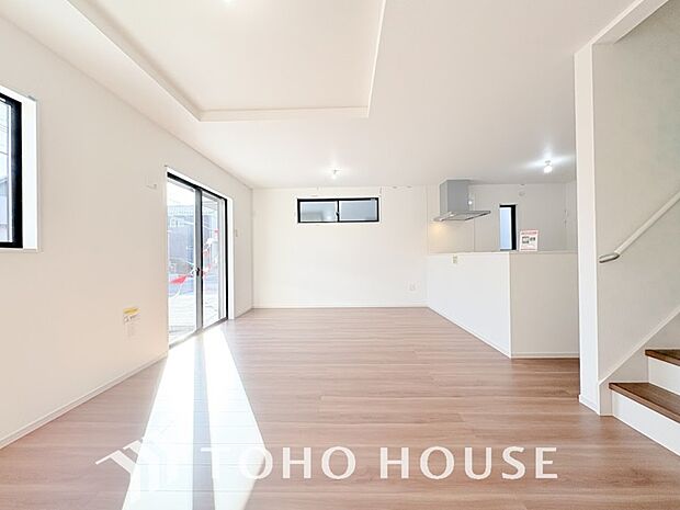 家は、ただ生活する場ではなく、笑顔の毎日、安らぎの日々のために、暮らしを愉しく、快適にする場所。