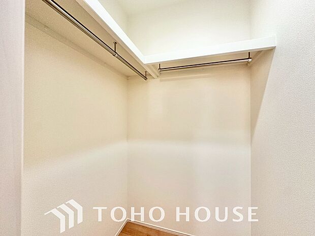 少しでも空いているスペースを収納にすることで、無駄のない空間を演出しております。