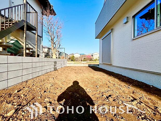 めまぐるしく過ぎ行く日々の中で、休息と癒しを提供してくれる空の下のプライベート空間があります。