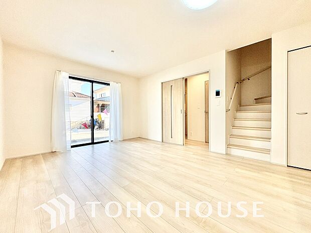 家は、ただ生活する場ではなく、笑顔の毎日、安らぎの日々のために、暮らしを愉しく、快適にする場所。