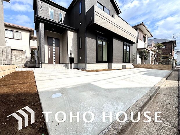 自転車やバイクなど、ゆとりのある敷地で置き場所に困ることはないでしょう。