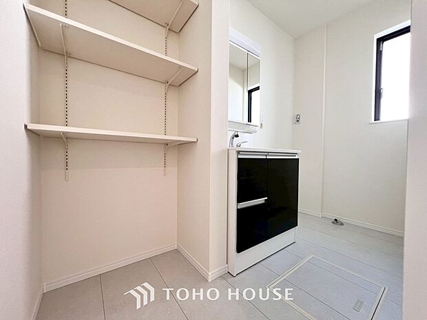 平日の朝であっても、落ち着きとくつろぎを感じられる。時間に余裕とゆとりを持たせます。