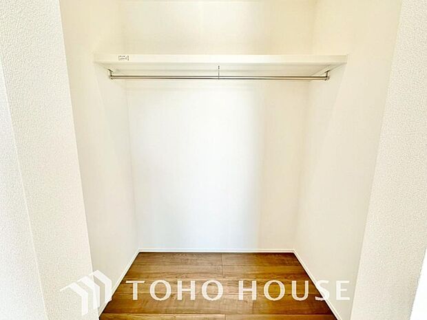 お子様のおもちゃやゴルフバック等、大きなお荷物をお持ちの方や、お荷物が多い方でも安心のスペースです。