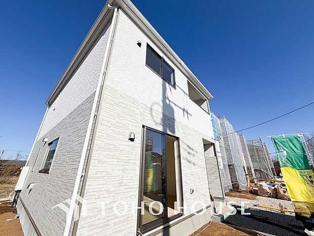 物件の陽当りや通風、周辺環境や街並みなど、資料には掲載していない情報をぜひ現地でご確認ください。