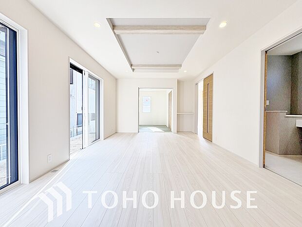 作り手の「気持ちの良いリビングでお過ごししていただきたい」という思いを感じさせます。