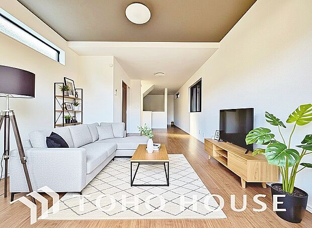 家族皆が集まる場所だからこそ、一番明るく使い勝手のいい空間に仕上げております。CGによるイメージ写真です。