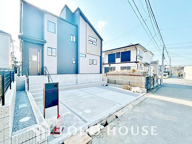 陽光に愛され、家族に包まれた本邸宅は、どんなに月日が経ってもオンリーワンに輝き続けます。