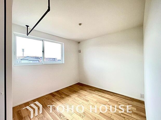 暖色系の照明は、心理的にも落ち着きを得られやすいそうです。