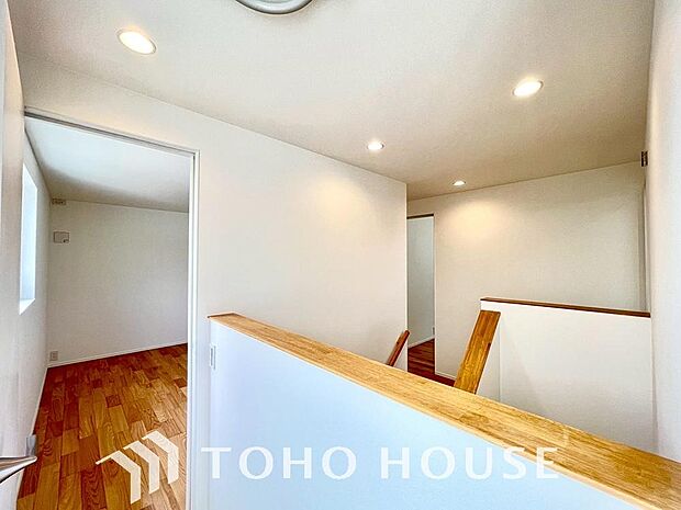 住まう方でカスタマイズしていただけるシンプルなデザインの内装。ご自身で素敵な空間を創り上げられます。