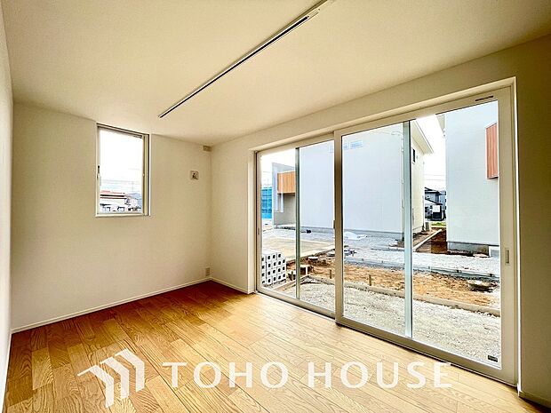 暖色系の照明は、心理的にも落ち着きを得られやすいそうです。