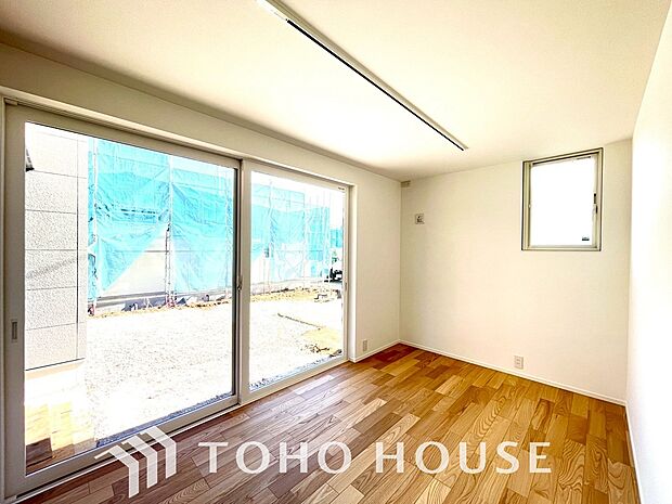 暖色系の照明は、心理的にも落ち着きを得られやすいそうです。