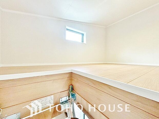 子供の頃に憧れたロフト。趣味の部屋としての活用以外にも収納や寝台として様々な使い方が出来そうですね。