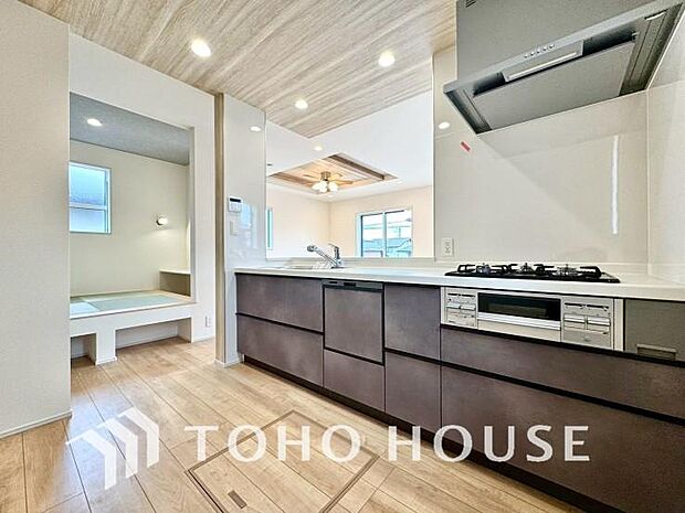 広々としたキッチンスペースで作業ができると、毎日のお料理も楽しくできそうですね。