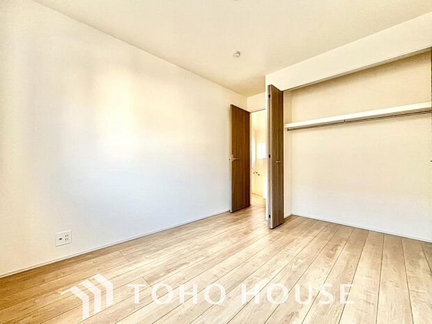 生活感を感じない空間では落ち着く事はできません。絶妙な雰囲気、配色、素材感を意識してコーディネート。