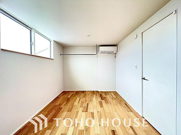 暖色系の照明は、心理的にも落ち着きを得られやすいそうです。