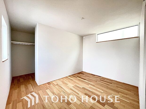 生活感を感じない空間では落ち着く事はできません。絶妙な雰囲気、配色、素材感を意識してコーディネート。