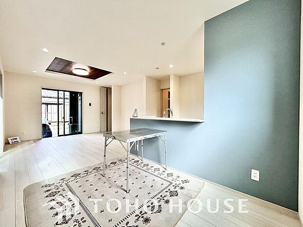 家は、ただ生活する場ではなく、笑顔の毎日、安らぎの日々のために、暮らしを愉しく、快適にする場所。